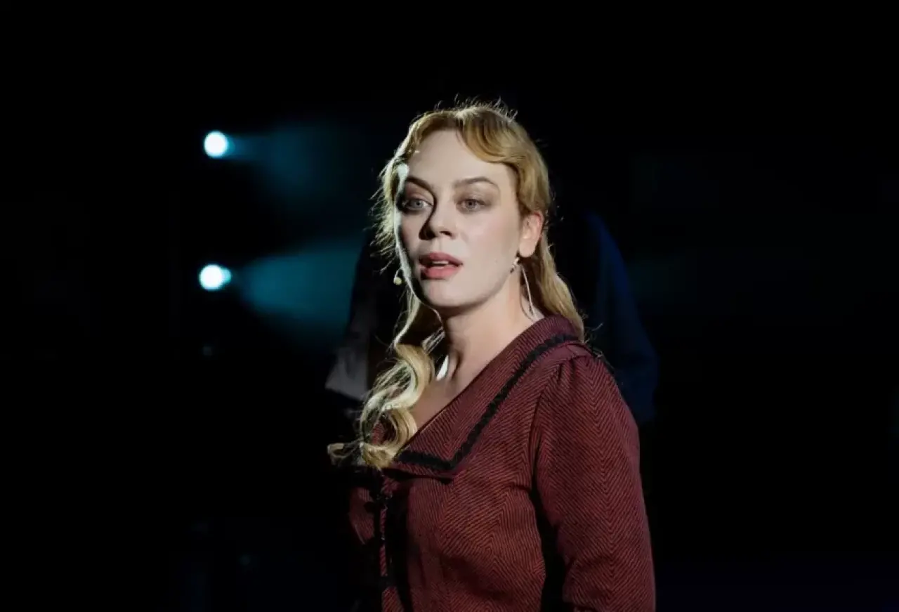 Demet Evgar da uyuşturucu operasyonunda! 1