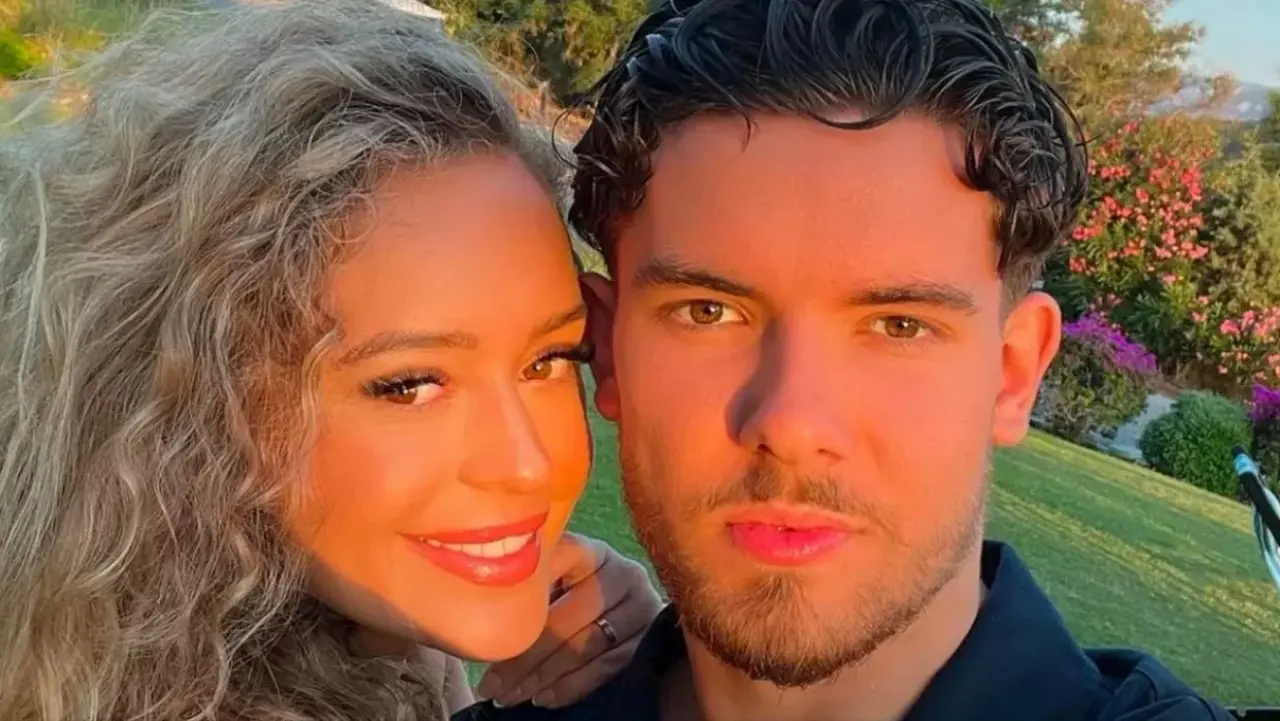 Milli futbolcu Ferdi Kadıoğlu'dan mutlu haber: “Minik kanarya” geldi! 2