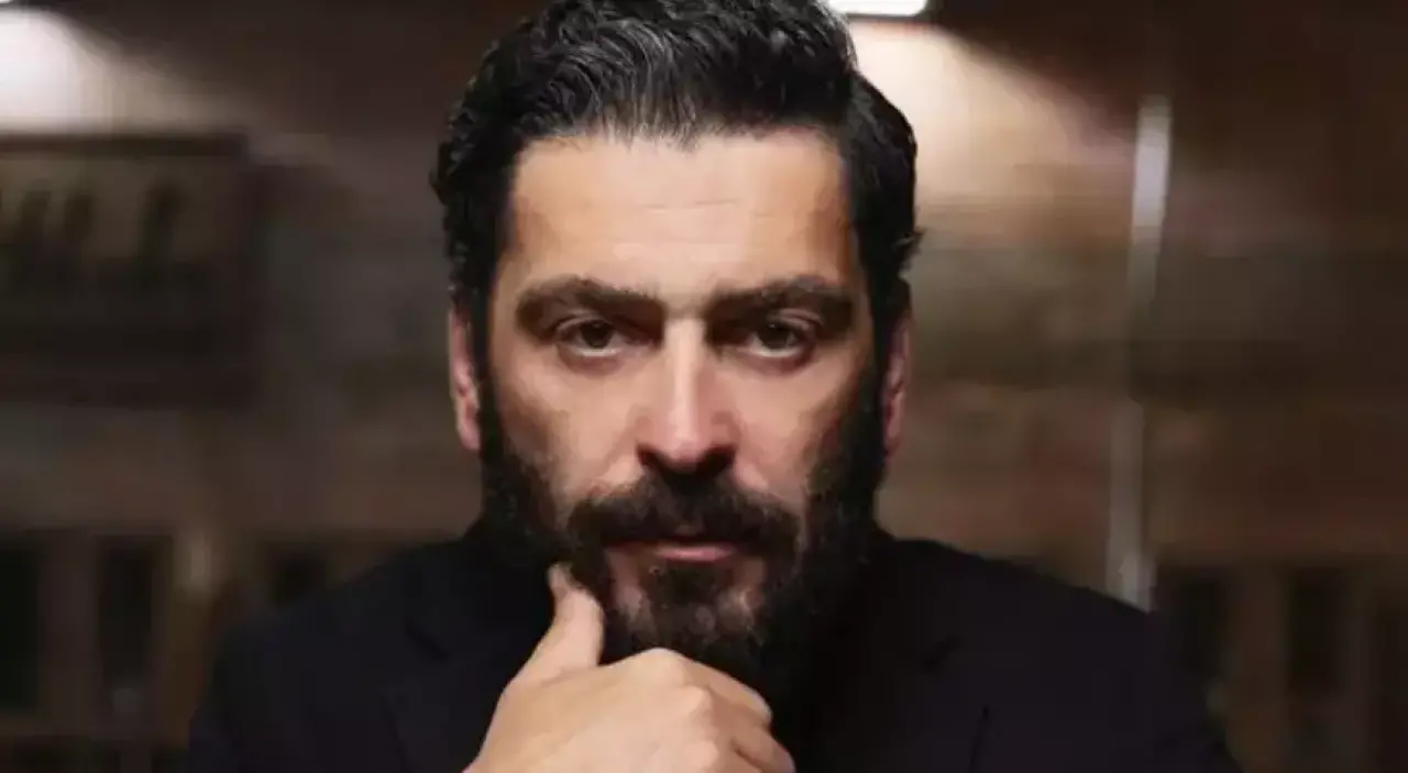 Uzak Şehir dizisinin Cihan'ı Ozan Akbaba'dan bir ilk: TEGV’in ilk gönüllü elçisi oldu! 2