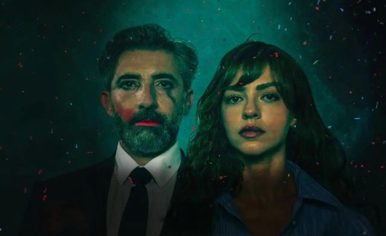 Aslıhan Malbora’nın büyük gecesinde en ön sıra sevgilisi Çağatay Ulusoy’un! 1