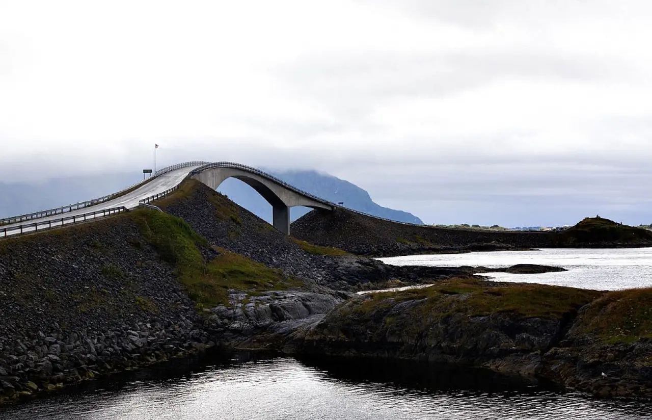 Bir yanı uçurum bir yanı mucize: Dünyanın en tehlikeli rotaları 10