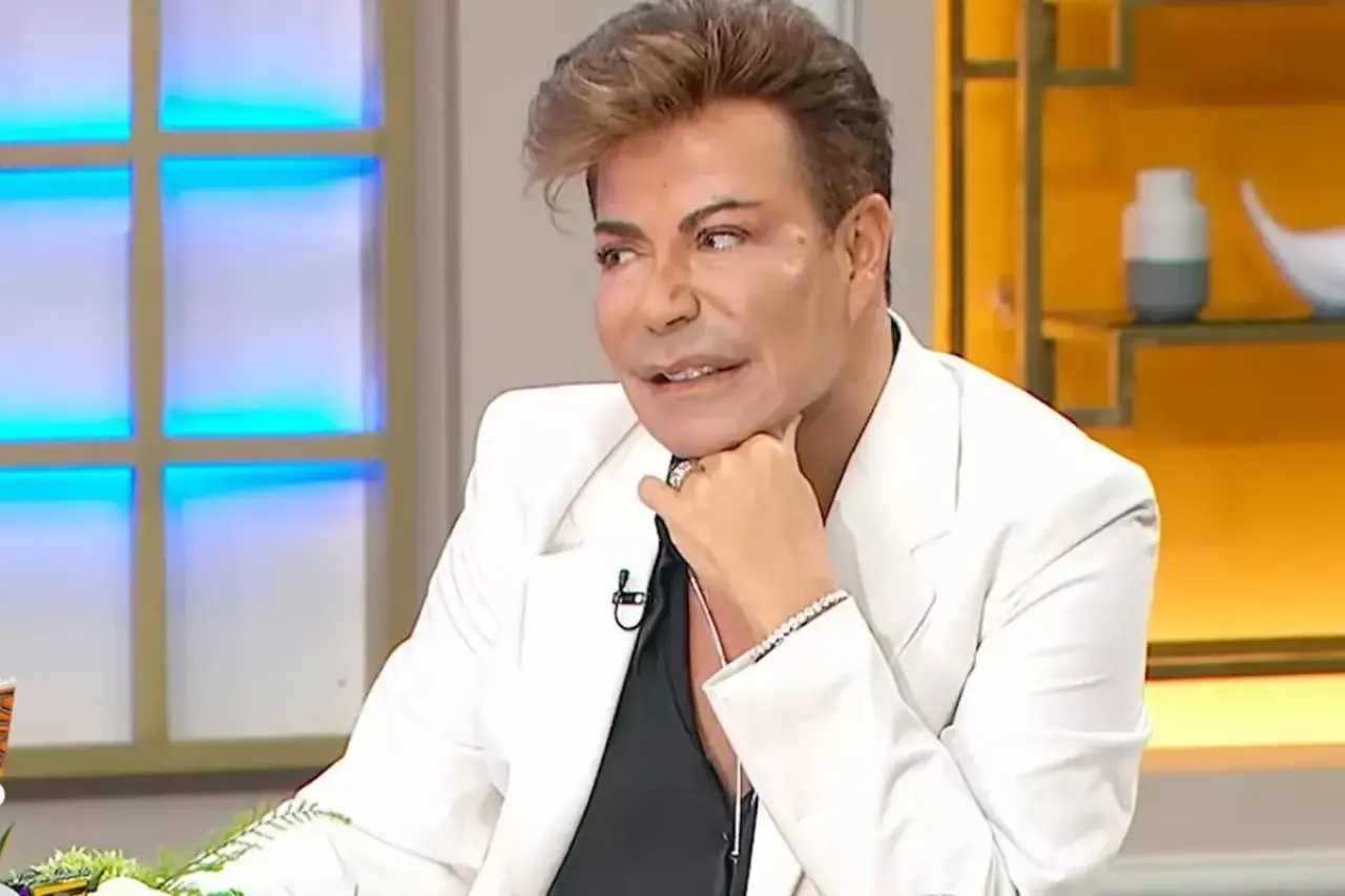 Ünlü isimler hastaneye akın etti: Fatih Ürek’in hayati mücadelesi sürüyor! 2