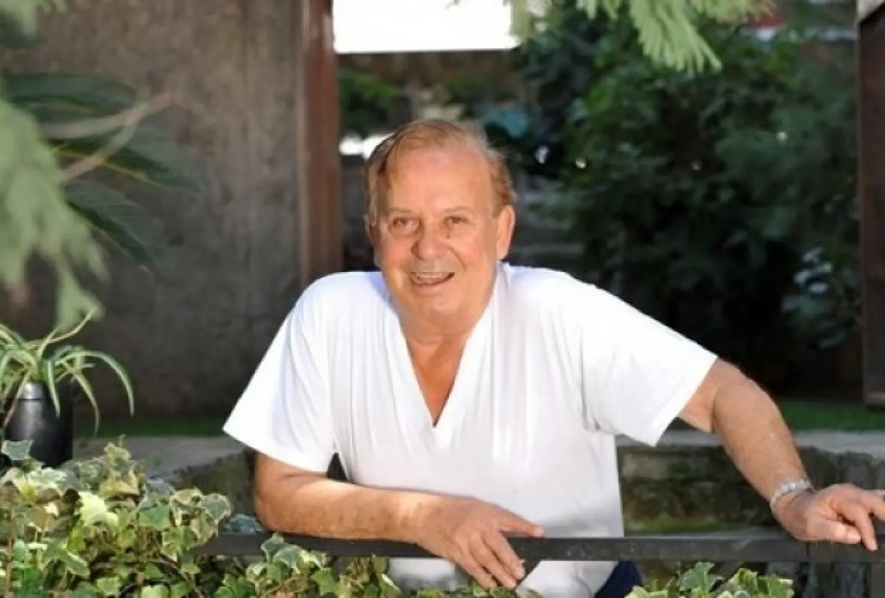 Huysuz Virjin Seyfi Dursunoğlu'nun vasiyeti sonunda gerçekleşti! 4