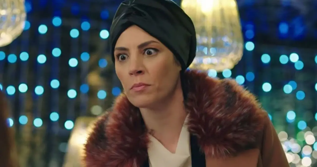 Kızılcık Şerbeti'nin yıldızı Sevim Erdoğan'ın veda gecesi film gibi! 1