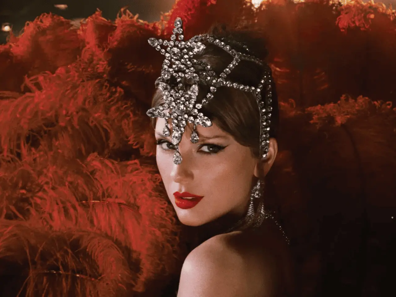 Taylor Swift yine şaşırtmadı. “The Life of a Showgirl” ile müzik dünyası sallandı! 2