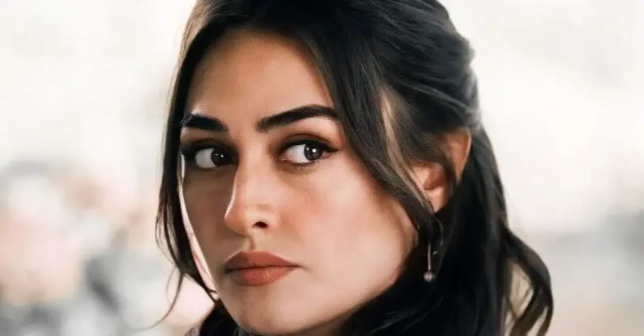 Milano’da romantik kutlama: Faruk Sabancı’dan Esra Bilgiç’e sürpriz! 2