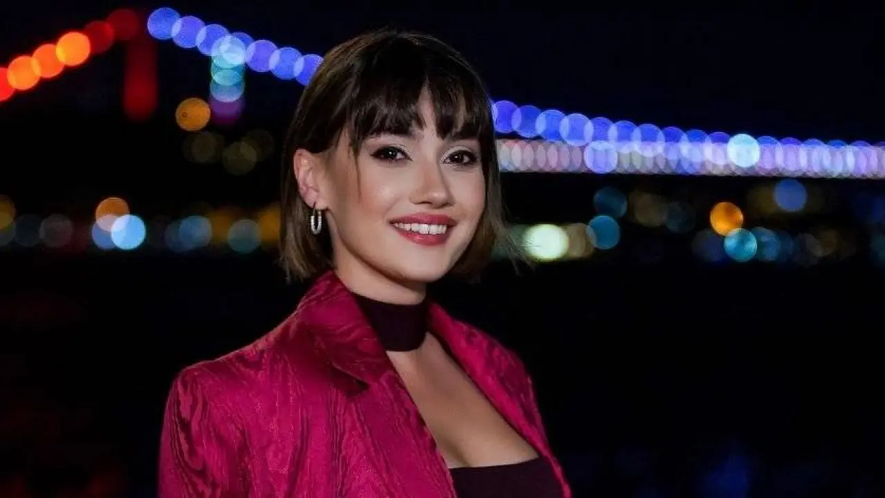 Yasak Elma’yla İtalya’yı salladı, şimdi aşkla konuşuluyor: Sevda Erginci’den özel röportaj! 4