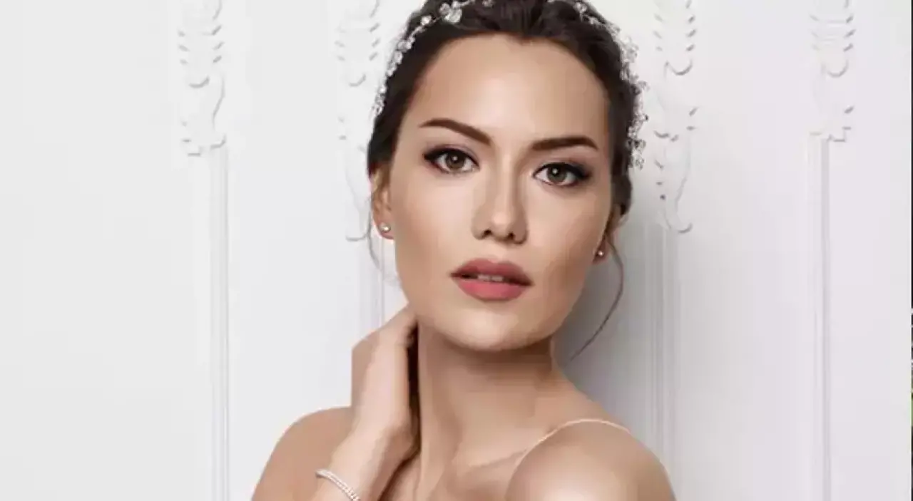 Fahriye Evcen Abu Dabi’de ışıl ışıl! 2