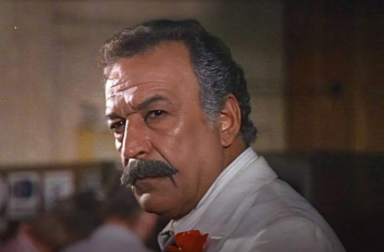 Dayısının izinde: Kerem Alışık, Atilla İlhan'ın 'Kartallar Yüksek Uçar' dizisinde! 2