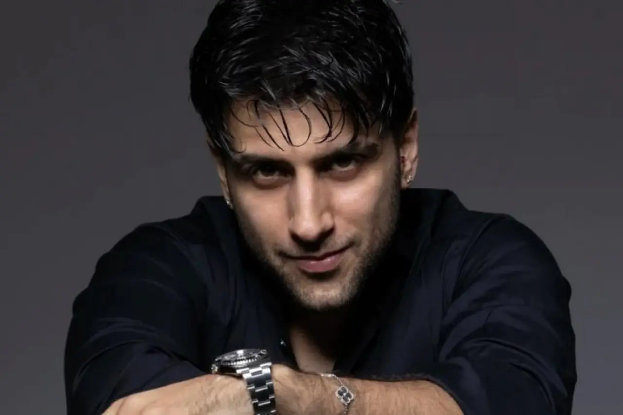 Annesi ve eşi arasındaki gerilimden sonra Reynmen’den şaşırtan düğün açıklaması! 3