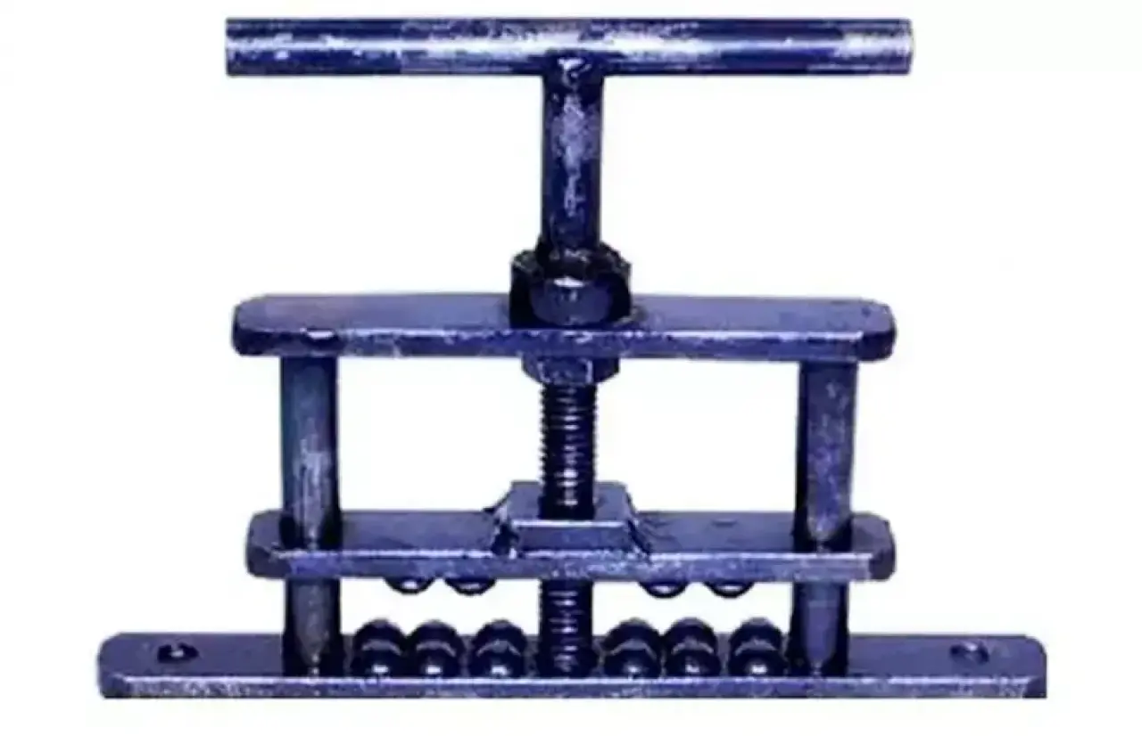 Tüyler Ürperten İşkence Yöntemleri: Tarihin En Acımasız 30 Tekniği! 2