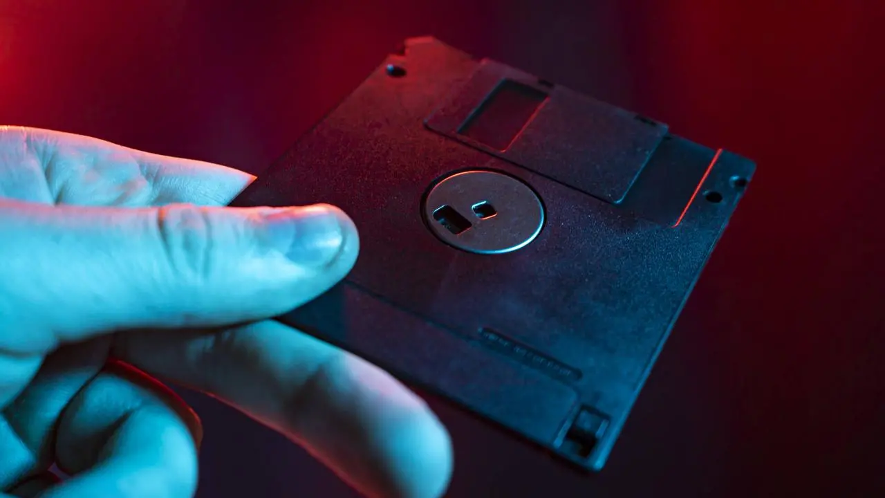 Yeni Teknolojilere Rağmen Hayatta Kalan Eski Cihazların Şaşırtıcı Yolculuğu 4