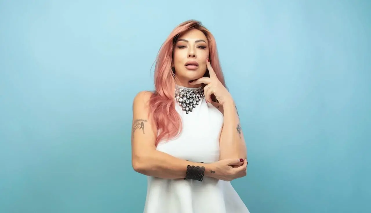 Işın Karaca’dan radikal değişim! 1