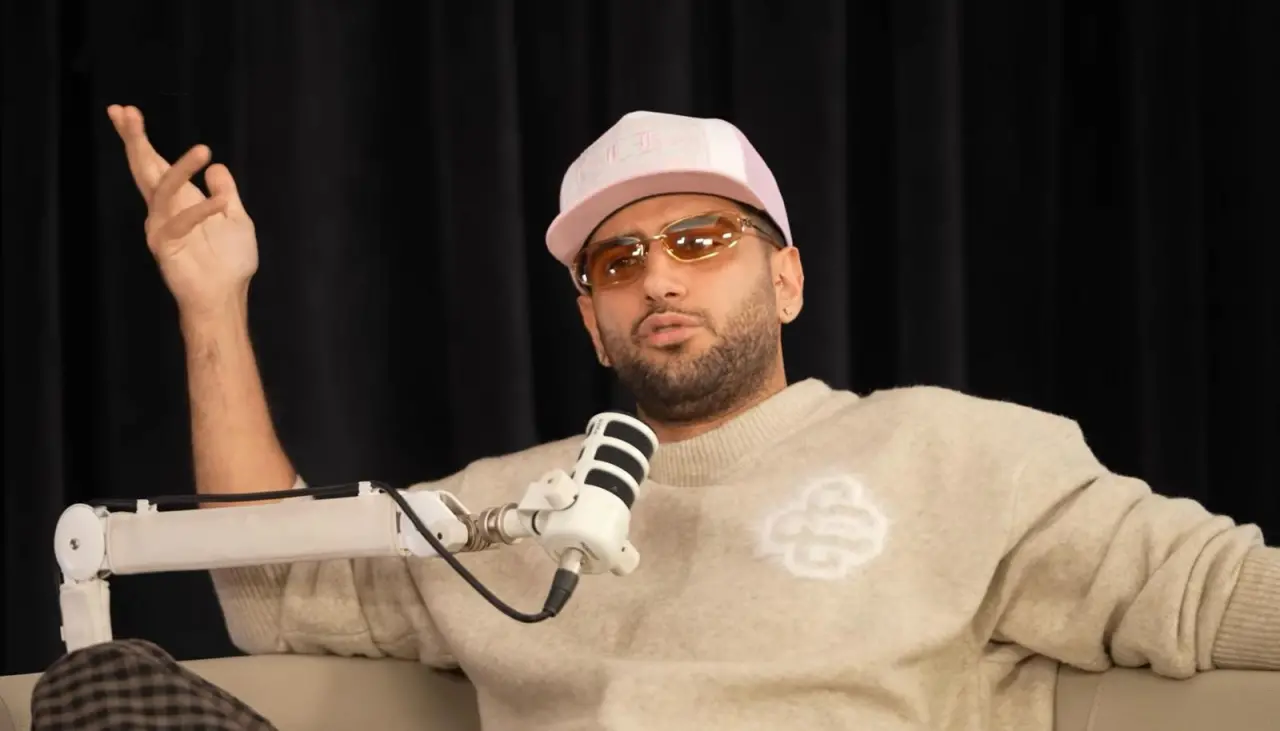 Annesi ve eşi arasındaki gerilimden sonra Reynmen’den şaşırtan düğün açıklaması! 1