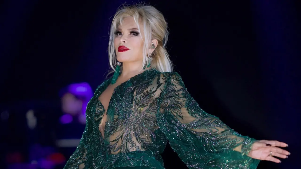 Müzik efsanesi Ajda Pekkan’dan pişmanlık dolu açıklama! 4