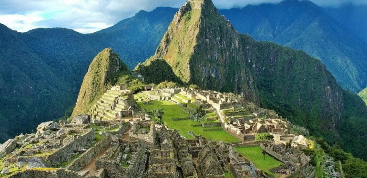 Zamanın Unutamadığı Yapılar: Dünyanın En Etkileyici 15 Tarihi Eseri 10