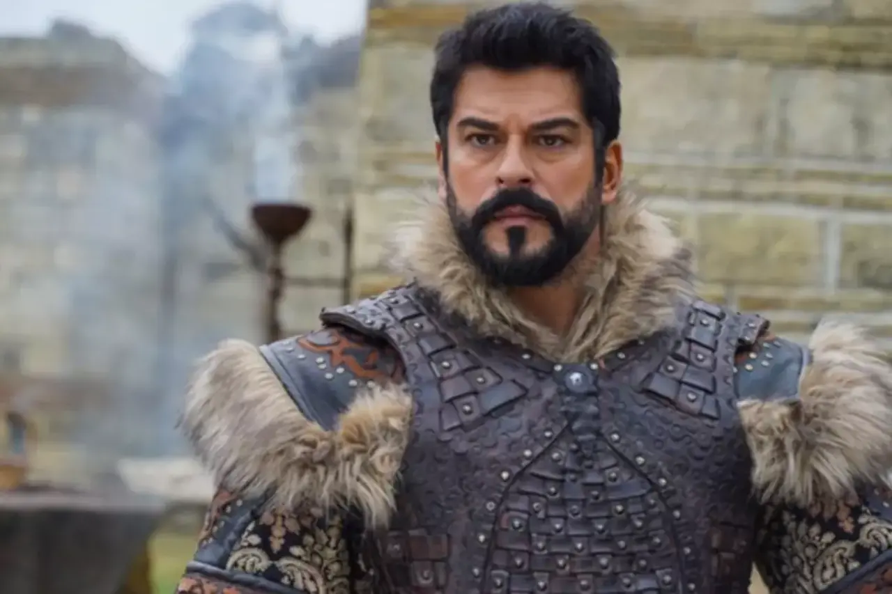 Burak Özçivit gitti, Mert Yazıcıoğlu geldi: 'Kuruluş Orhan' ücreti şaşırttı! 2