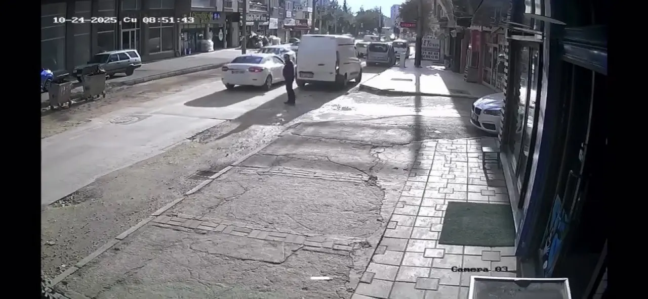 Geri manevra ölümle burun buruna getirdi! 1