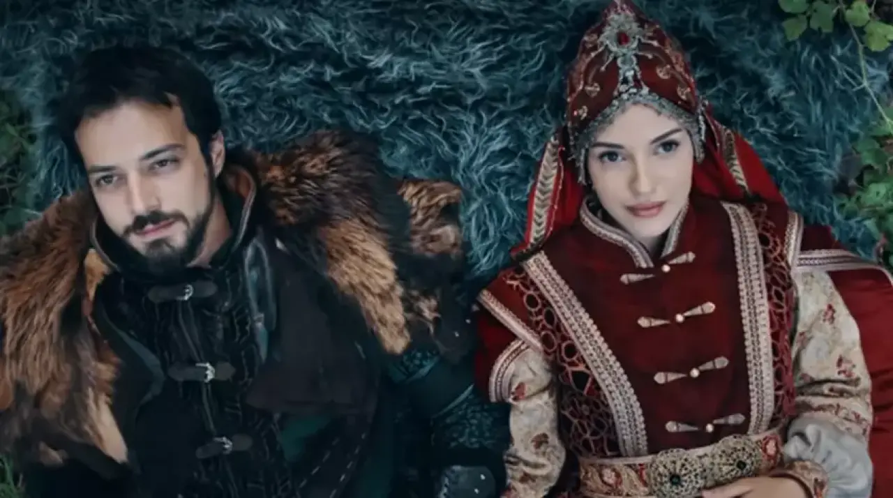 Burak Özçivit gitti, Mert Yazıcıoğlu geldi: 'Kuruluş Orhan' ücreti şaşırttı! 4