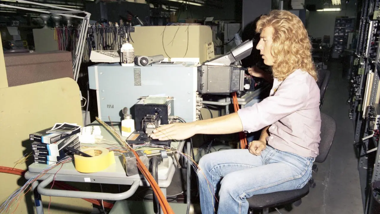 Yeni Teknolojilere Rağmen Hayatta Kalan Eski Cihazların Şaşırtıcı Yolculuğu 18