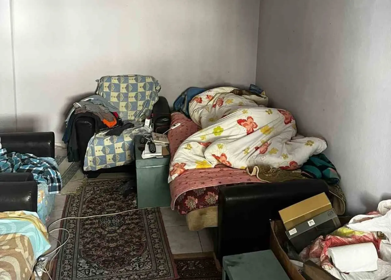 10 gündür haber alınamıyordu, Evinden koku gelince gerçek ortaya çıktı! 3