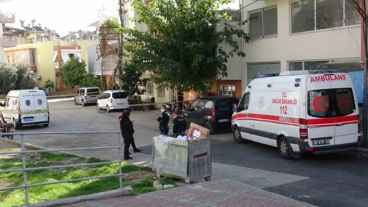 10 gündür haber alınamıyordu, Evinden koku gelince gerçek ortaya çıktı! 2