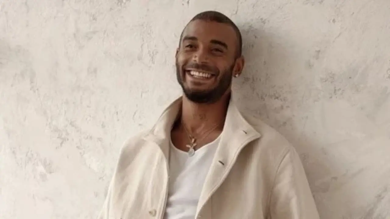 Survivor’da yasak aşk iddiası... Efecan Dianzenza, 16 yıllık evliliğini şarkıyla geri kazanmaya çalışıyor! 3