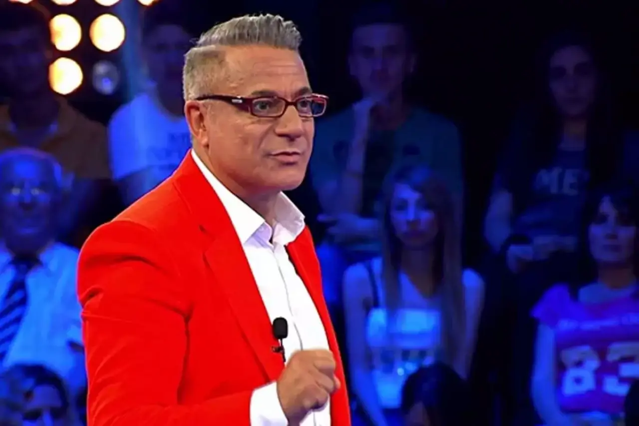 Mehmet Ali Erbil eski eş itirafıyla evliliğini karıştırdı, sonra canlı yayında özür diledi! 3