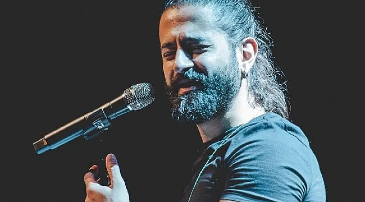 Harbiye konseri unutulmaz oldu! Koray Avcı’dan yeni şarkı sürprizi ve göz dolduran sözler! 3