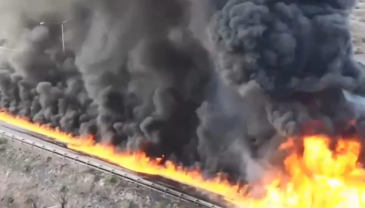 26 tonluk cehennem ateşi! Alevler gökyüzüne yükseldi, patlamalar art arda geldi 1