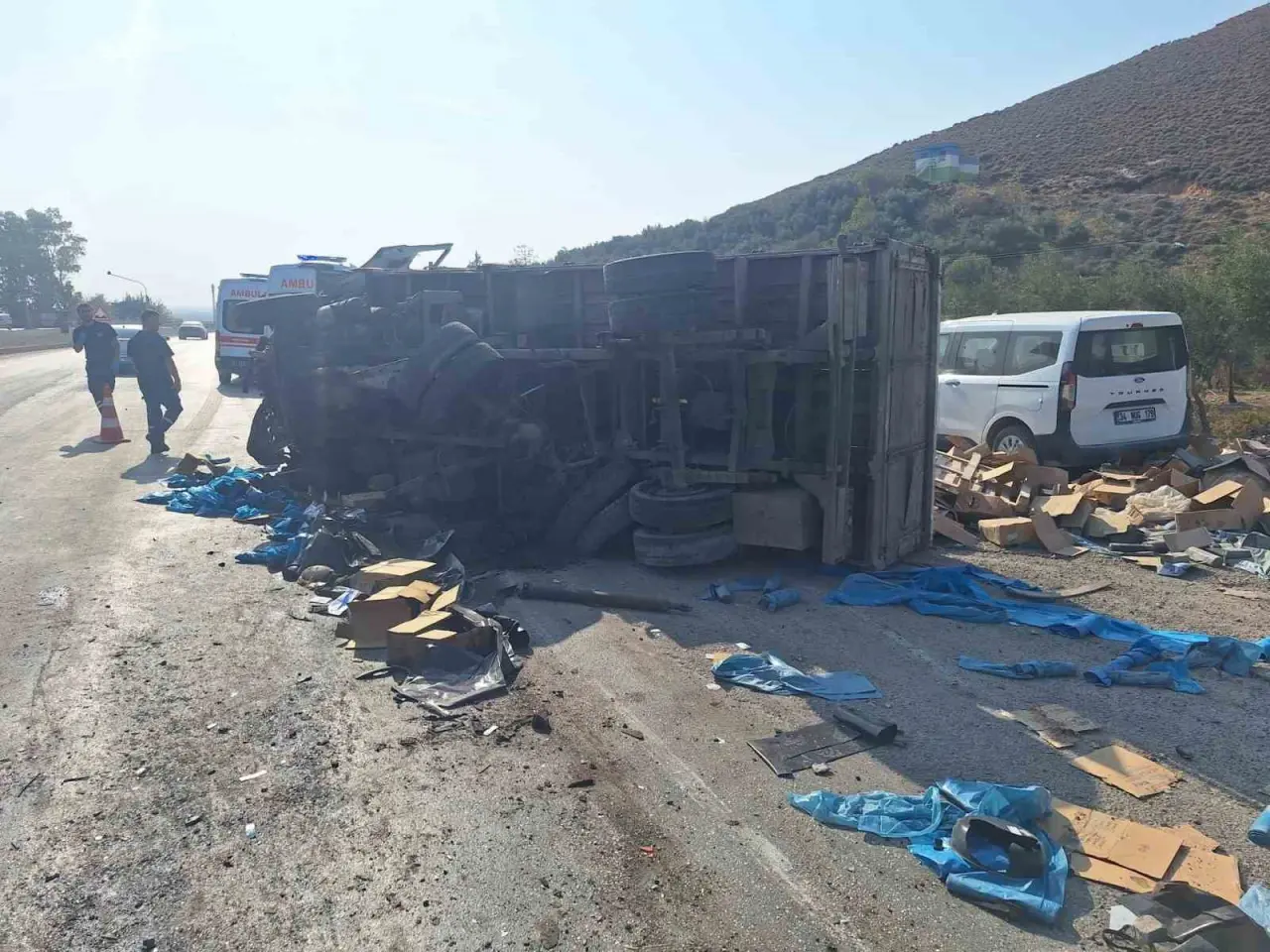 Hatay’da korkunç zincirleme kaza! Tır 5 aracı biçti 2