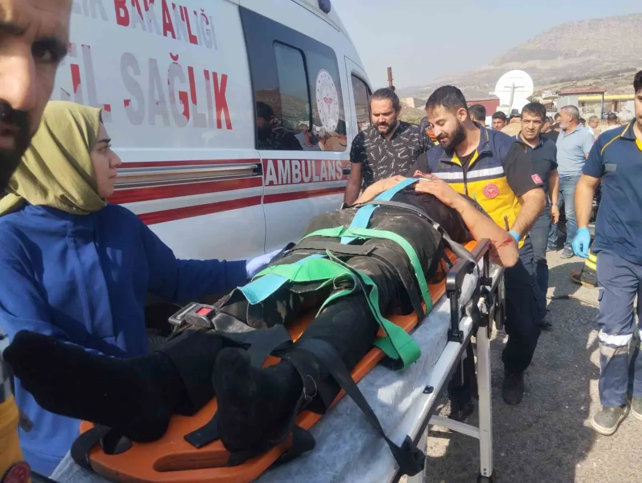 Hatay’da korkunç zincirleme kaza! Tır 5 aracı biçti 4