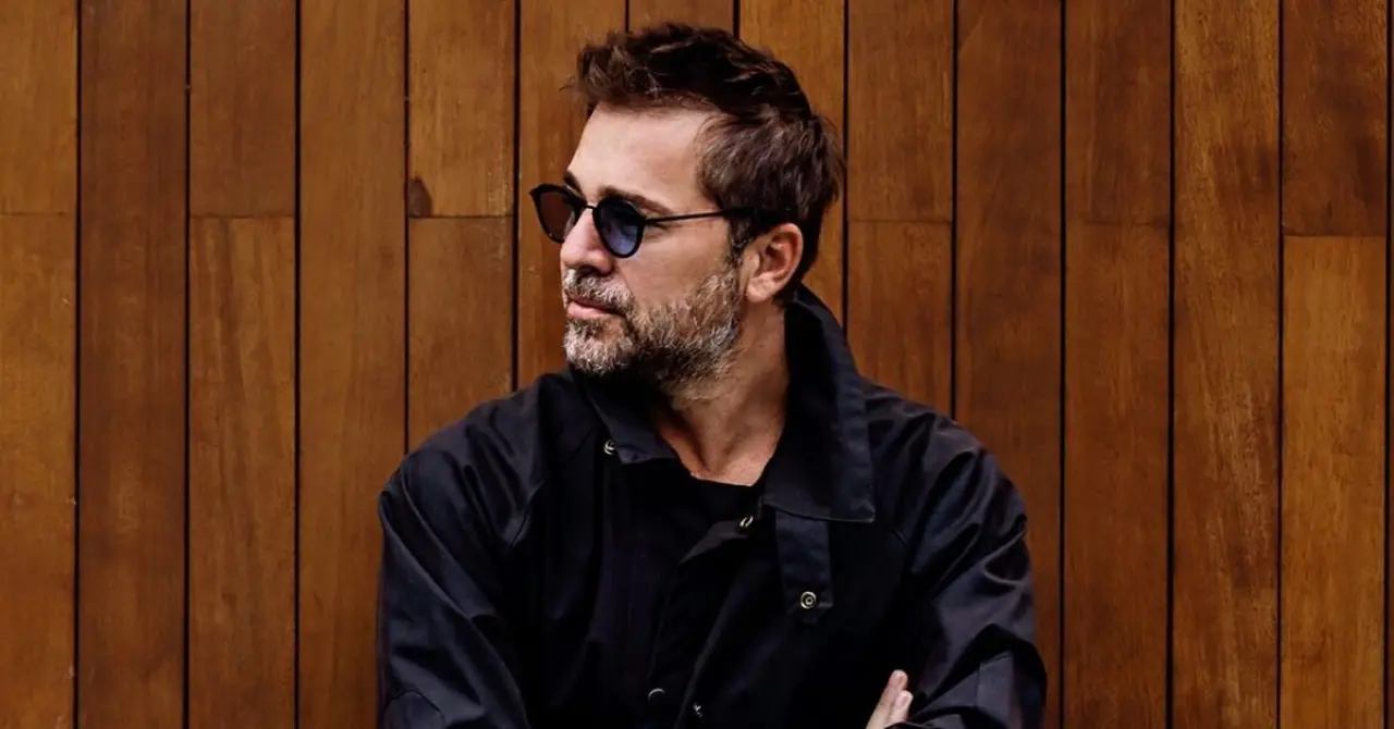 Engin Altan Düzyatan, Türkiye’yi terk etti! 3