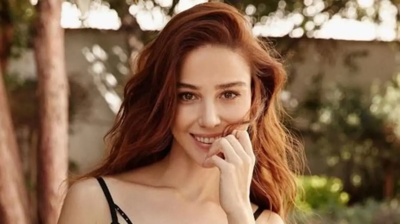 Kırmızı halıdan mutfağa... Özge Gürel’den gerçek hayat itirafı! 3