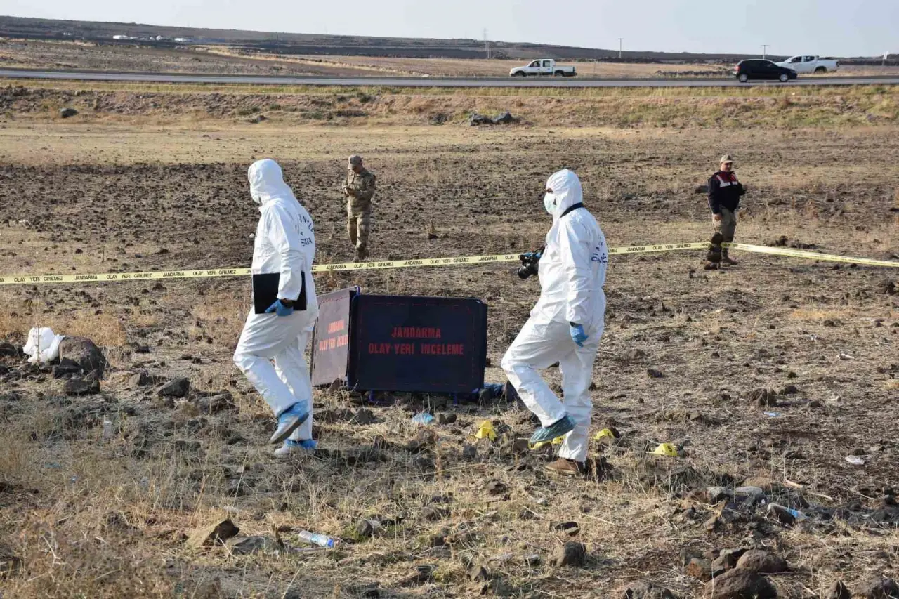 Yol kenarında terkedilmiş ceset, boş kovanlar ve cevapsız sorular... 3