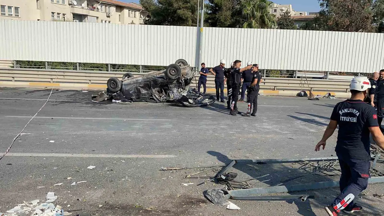Şanlıurfa’da otomobil havada uçtu! O anlar nefes kesti... 3
