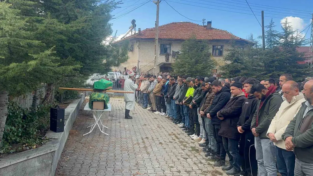 Aile faciasında son nokta! Baba elinde 3 can gitti... 2