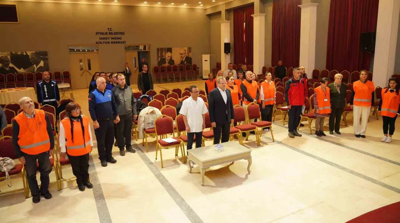 Afetlere karşı güçlü Ayvalık: Eğitim programında sertifika töreni! 1