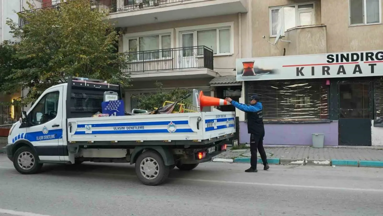 Kaldırımlar geri alındı: Balıkesir'de yayaların alanı korunuyor! 3