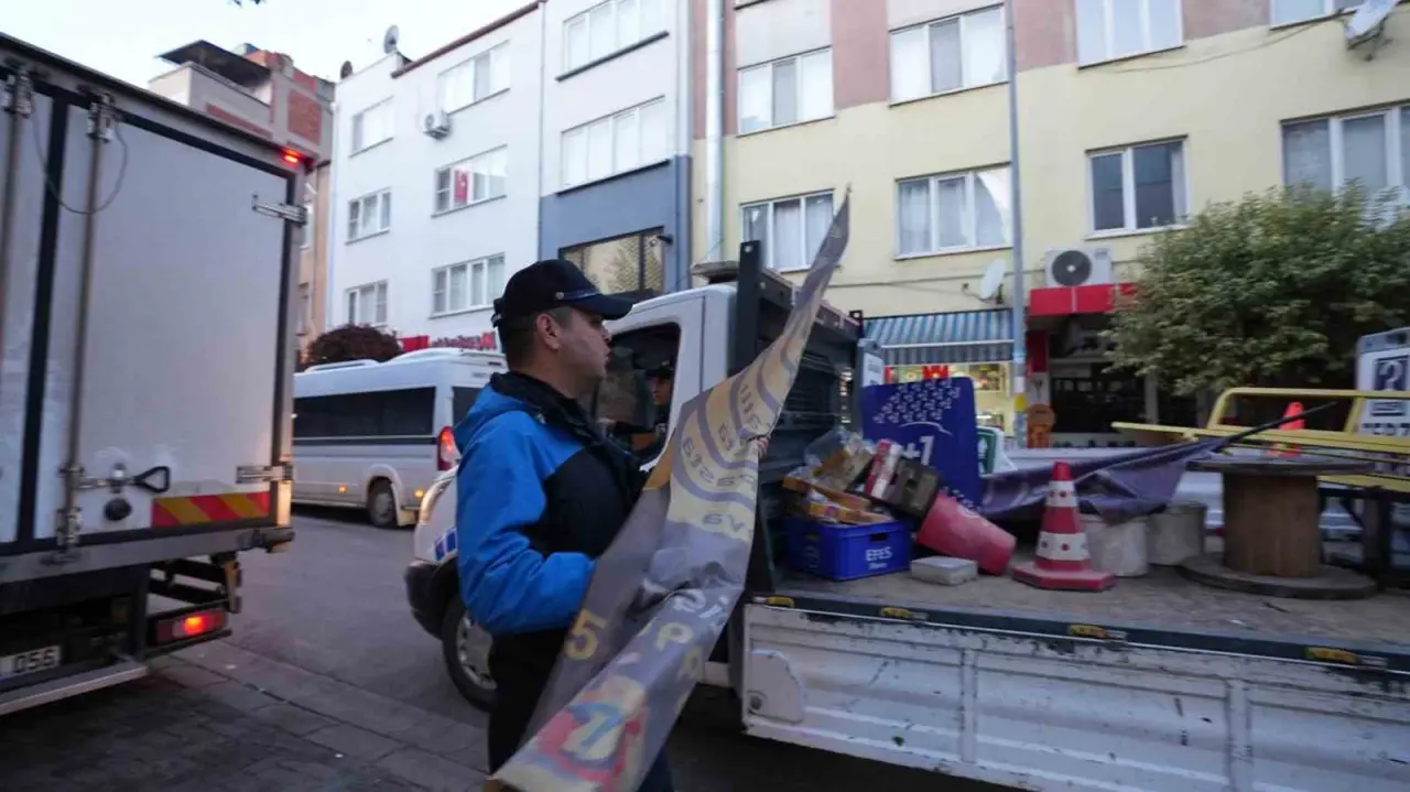 Kaldırımlar geri alındı: Balıkesir'de yayaların alanı korunuyor! 1