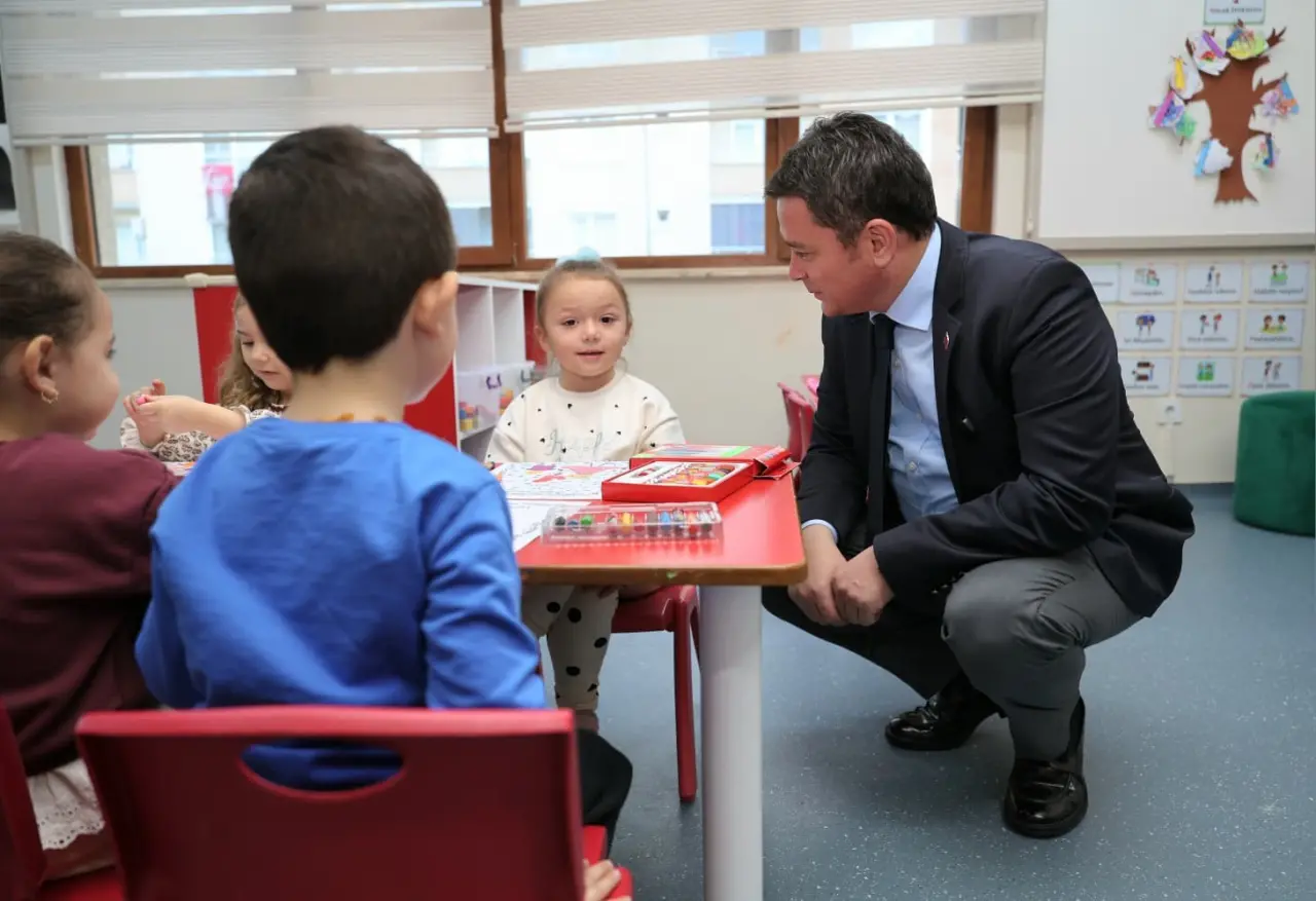 Bursa'da 24 Kasım ziyaretleri: Başkan Aydın öğretmenleri yalnız bırakmadı! 3