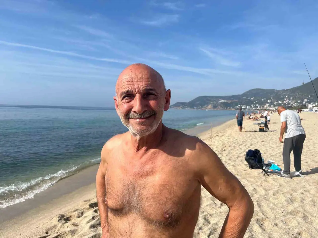 Bir yanımız yaprak dökerken bir yanımız bahar bahçe: Alanya'da kasım güneşi! 2