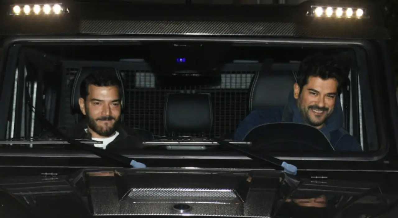 Burak Özçivit’in kariyerinde bir ilk! 1