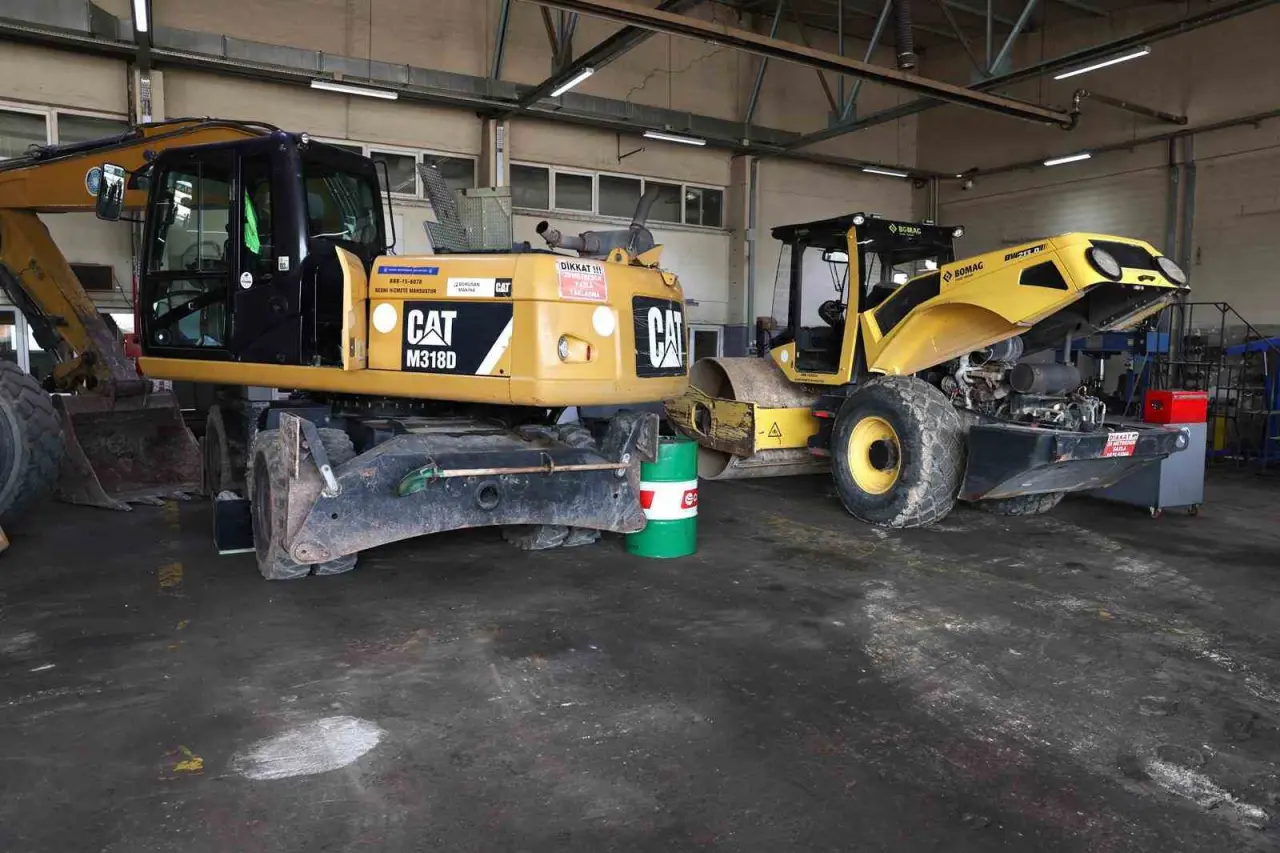 Bursa’da hizmet filosu gençleşiyor: Büyükşehir’den 110 milyonluk araç yatırımı! 4