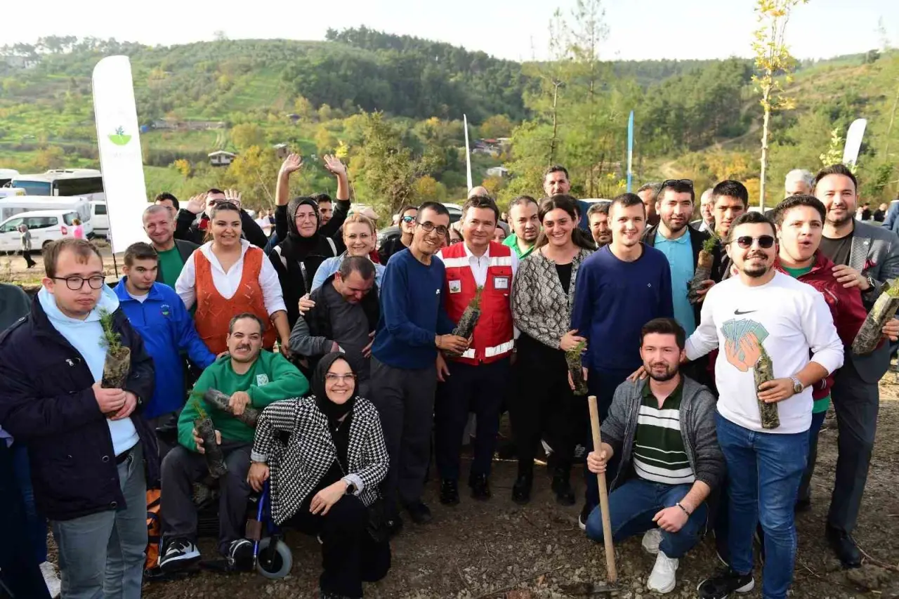 700 kitap, 700 fidan: Osmangazi’den geleceğe yeşil bir miras 8