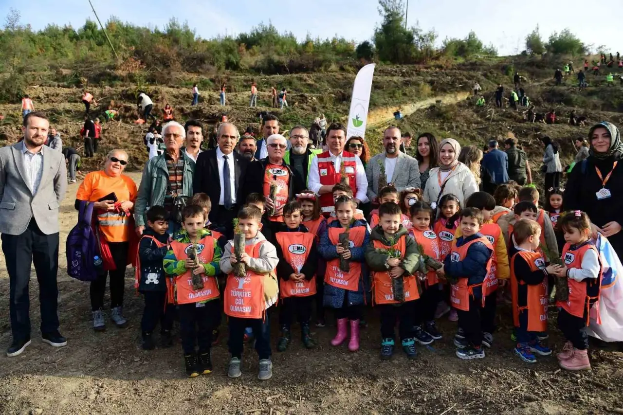 700 kitap, 700 fidan: Osmangazi’den geleceğe yeşil bir miras 4