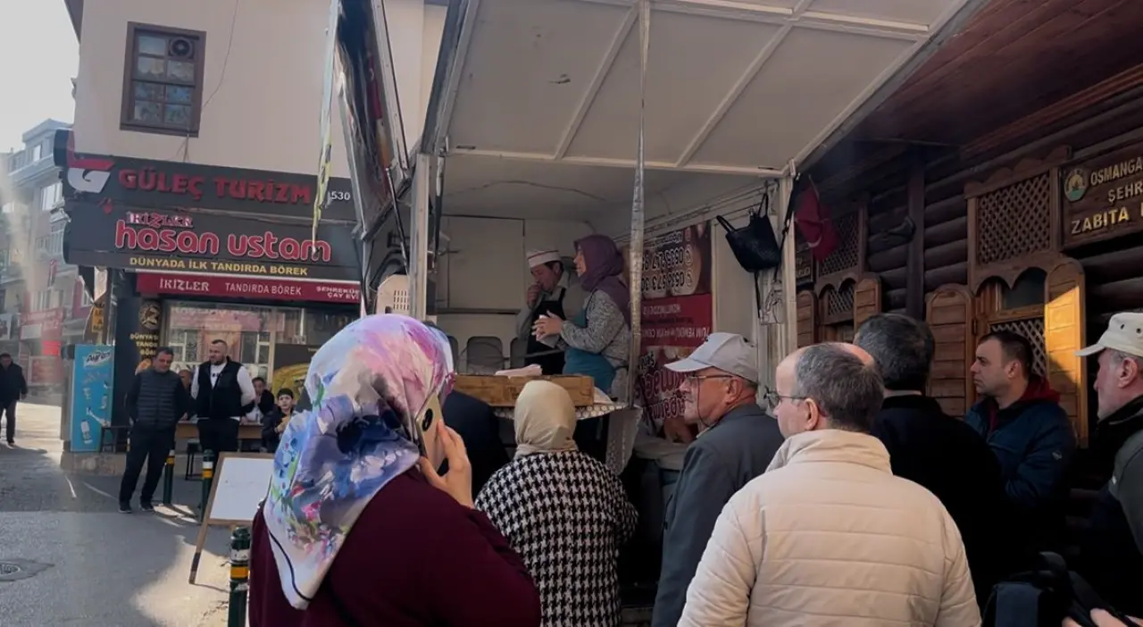 Bursa’da gönülleri birleştiren organizasyon: Taksicilerden birlik mesajı! 4