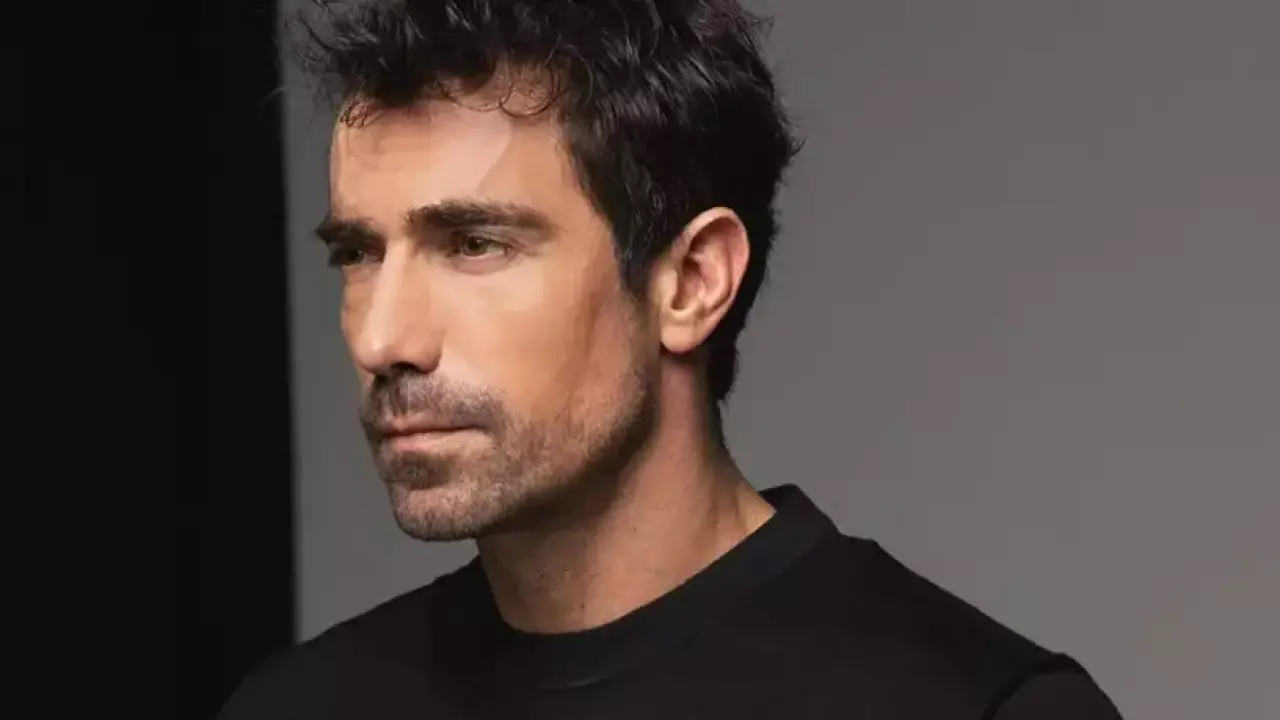 Yakışıklı, yetenekli, bir de ödüllü... İbrahim Çelikkol’a uluslararası alkış! 2