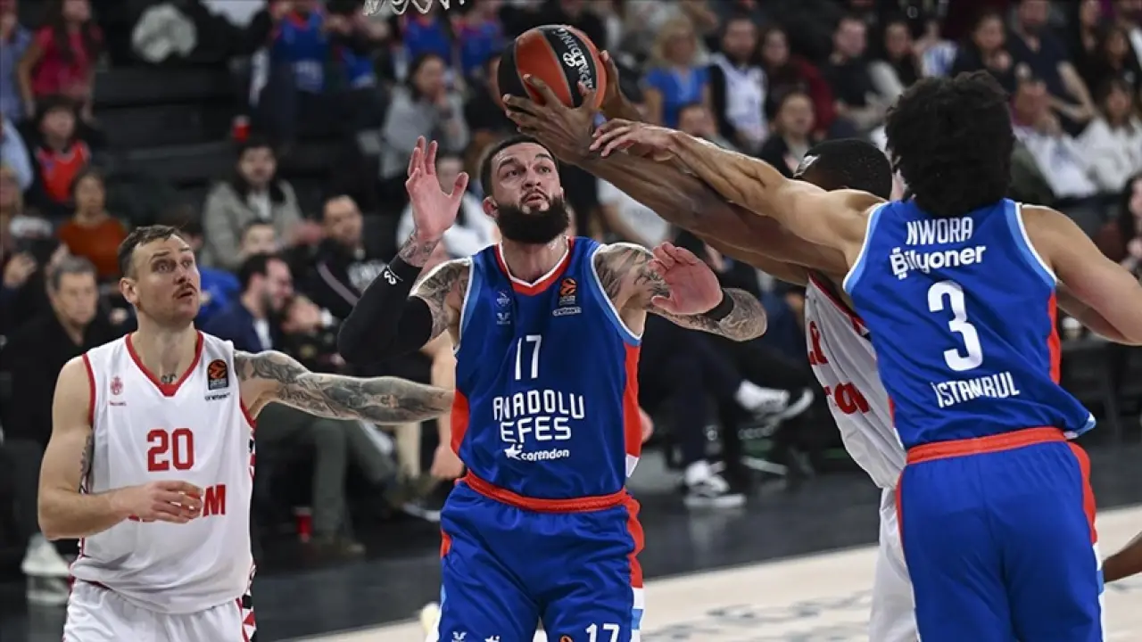 Euroleague’de gecenin en çarpıcı karşılaşması: A. Efes’in Monaco deplasmanındaki performansı... 1