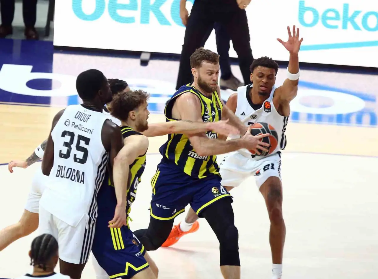 Son anlar yürek hoplattı: Fenerbahçe Beko’dan kritik Euroleague galibiyeti 2